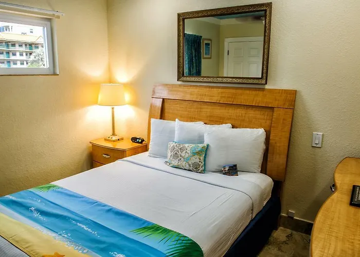 Bay Palms Waterfront Resort - Hotel And Marina St. Pete Beach